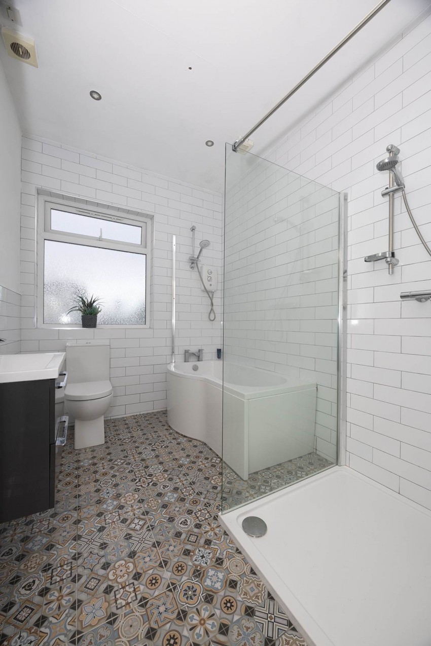 Images for 56 Antrim Road, Lurgan