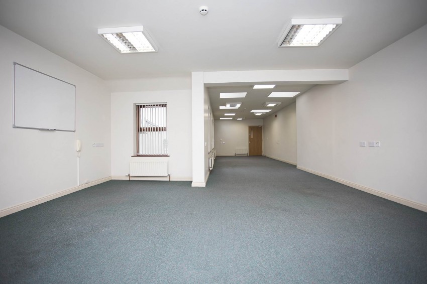 Images for 53A Church Place, Lurgan