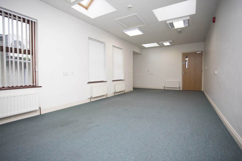 Images for 53A Church Place, Lurgan