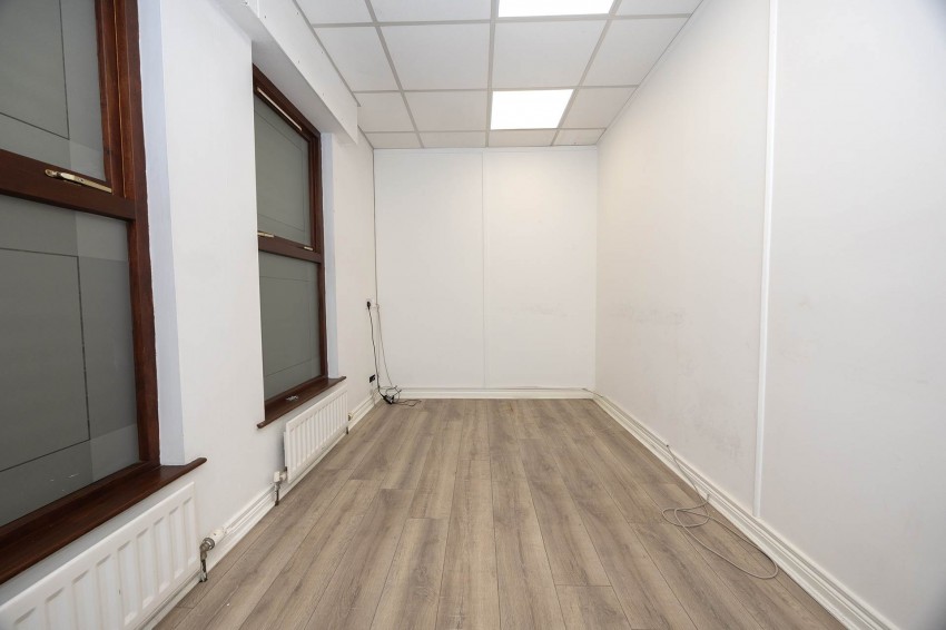 Images for 53A Church Place, Lurgan