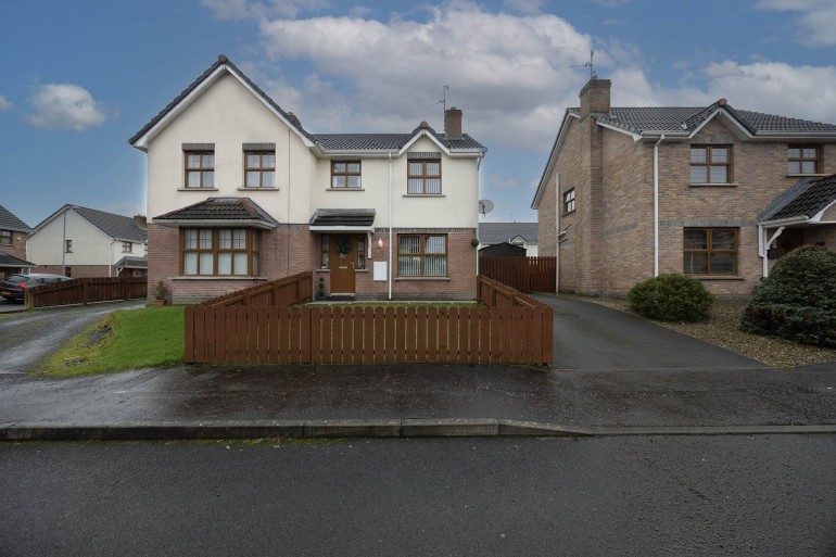 Carrigart Crescent, Craigavon