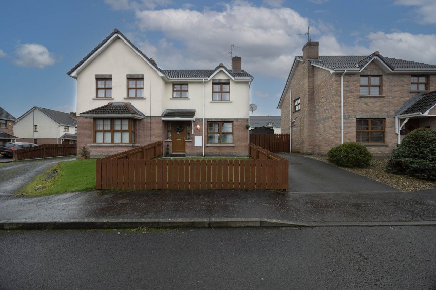Images for Carrigart Crescent, Craigavon