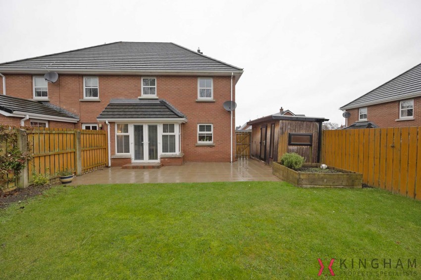 Images for 28 Woodville Gate, Lurgan