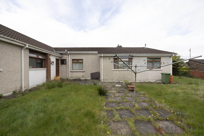 Images for 9 Woodville Avenue, Lurgan