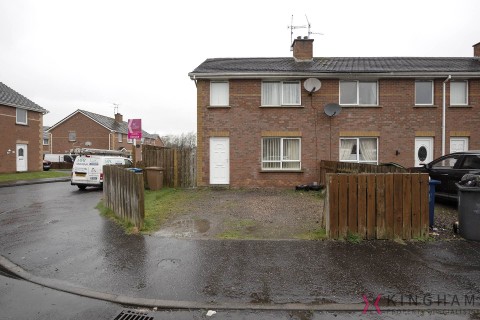 View Full Details for 40 Lakeview Court, Craigavon