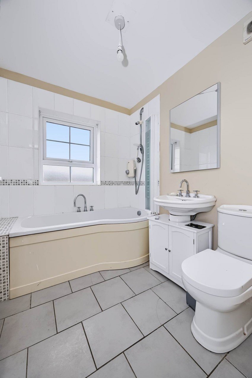 Images for River Glade Manor, Lurgan