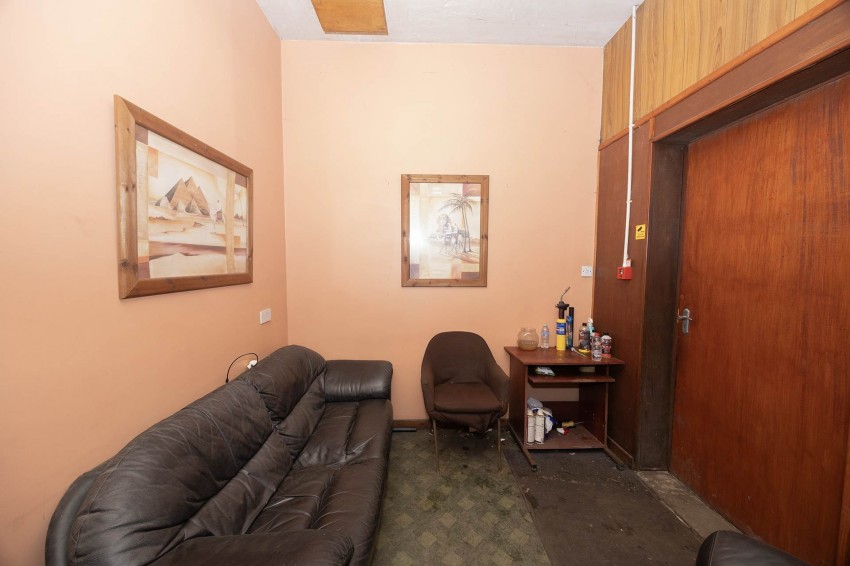 Images for 133 Victoria Street, Lurgan