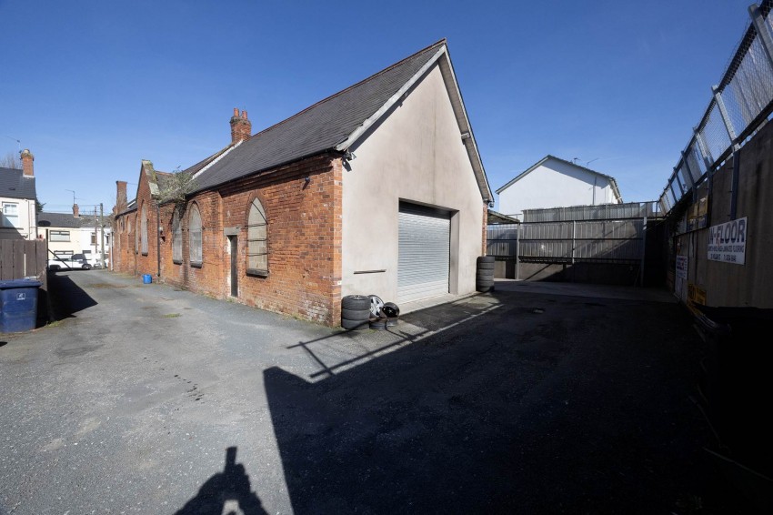 Images for 133 Victoria Street, Lurgan