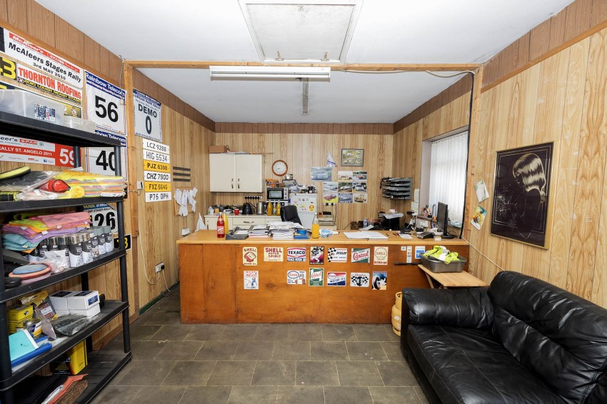Images for 133 Victoria Street, Lurgan