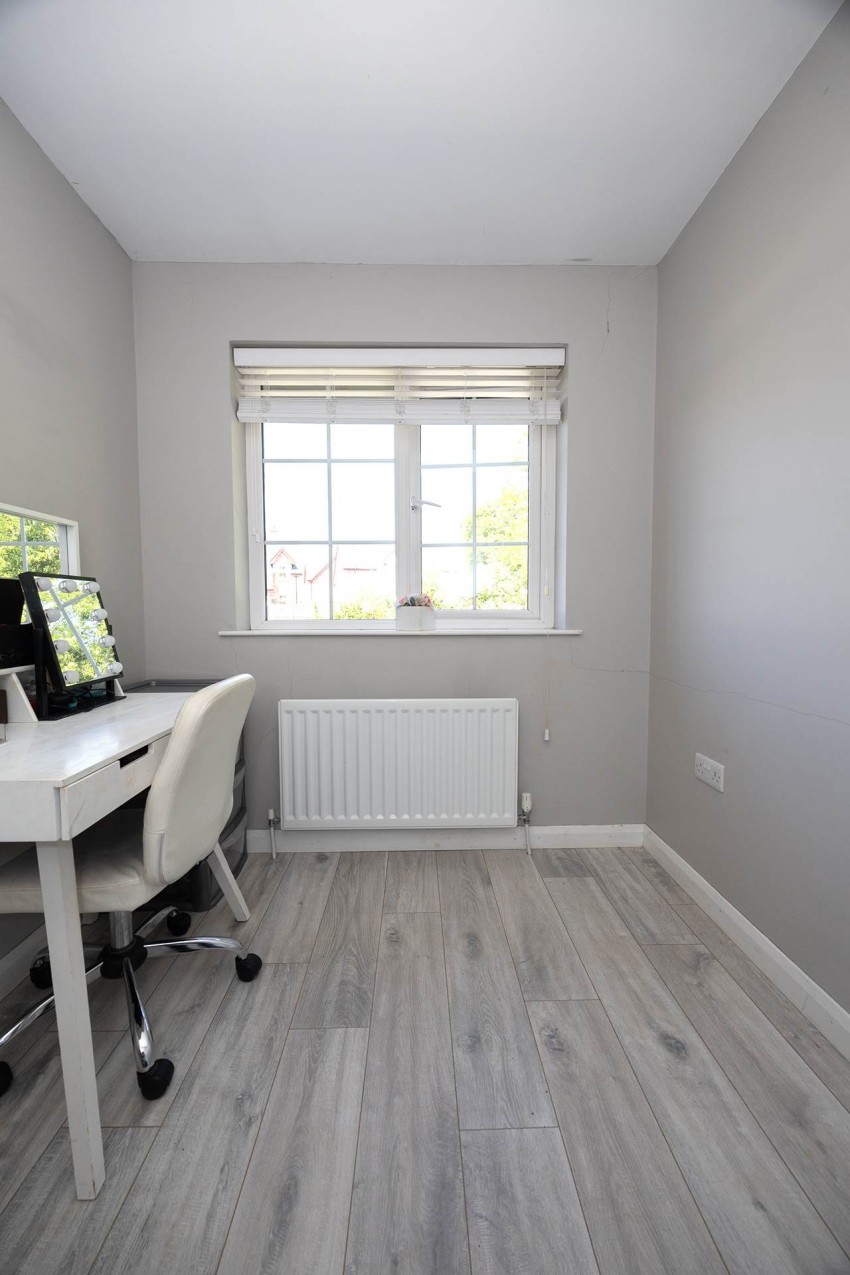 Images for 385 Belvedere Manor, Lurgan