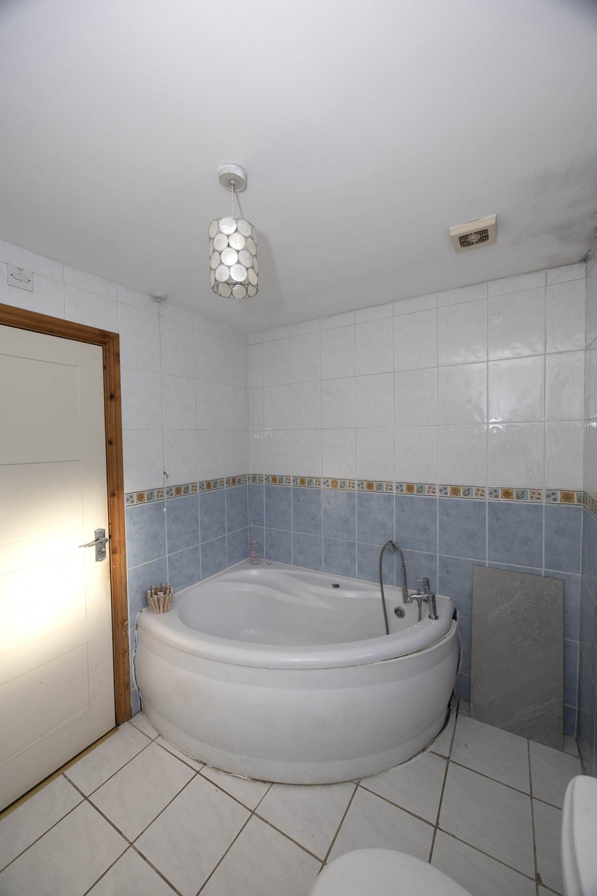 Images for 2 Headington Drive, Lurgan