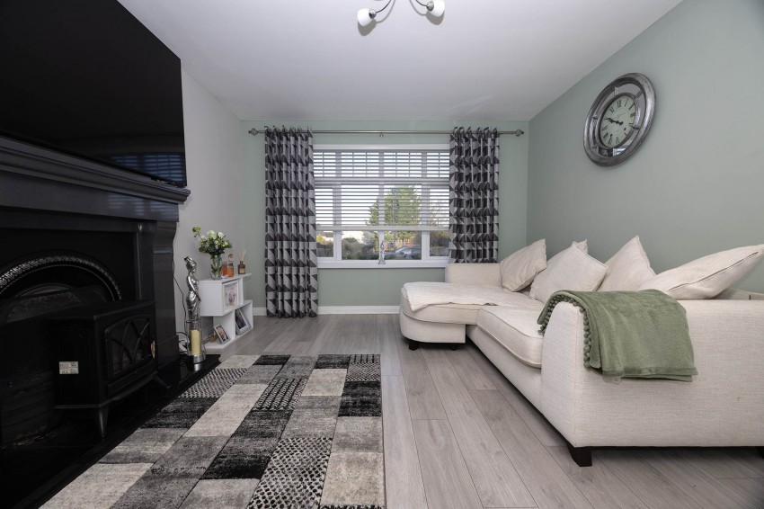 Images for 2 Headington Drive, Lurgan