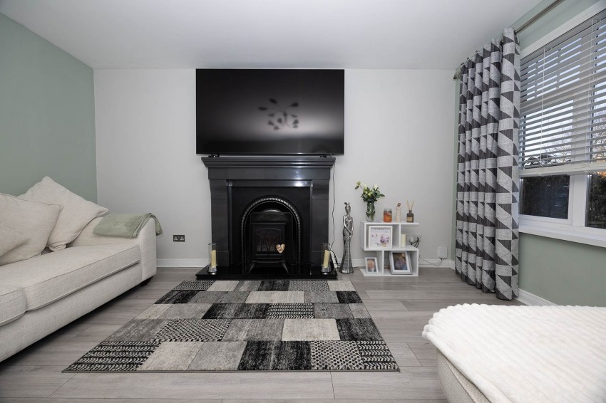Images for 2 Headington Drive, Lurgan