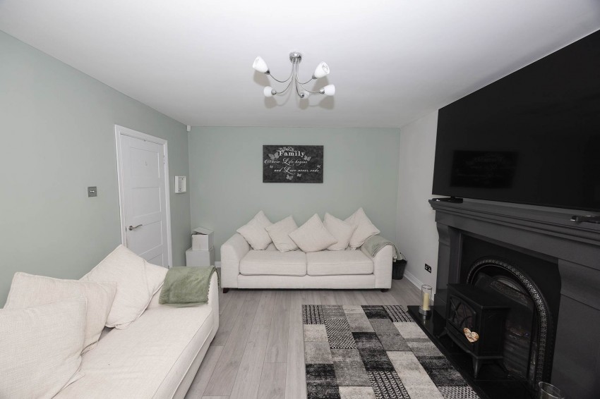 Images for 2 Headington Drive, Lurgan