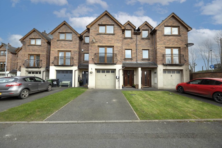 10 Silverwood Green, Lurgan