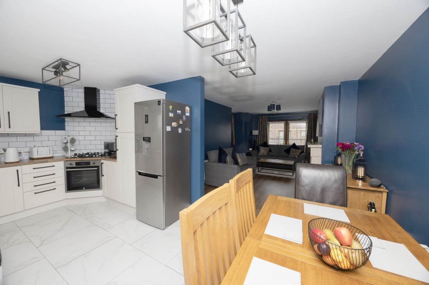 Images for 10 Silverwood Green, Lurgan