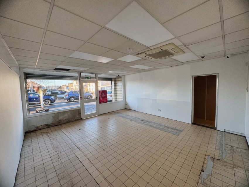 Images for 57 North Street, Lurgan, ( previously know as Henderson`s)