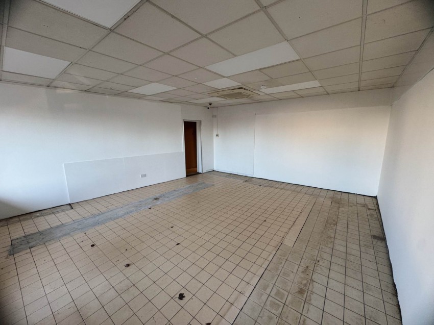 Images for 57 North Street, Lurgan, ( previously know as Henderson`s)