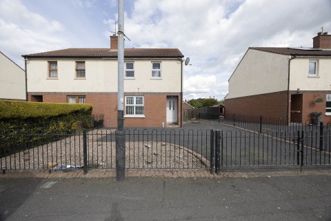 View Full Details for 14 Lake Street, Lurgan