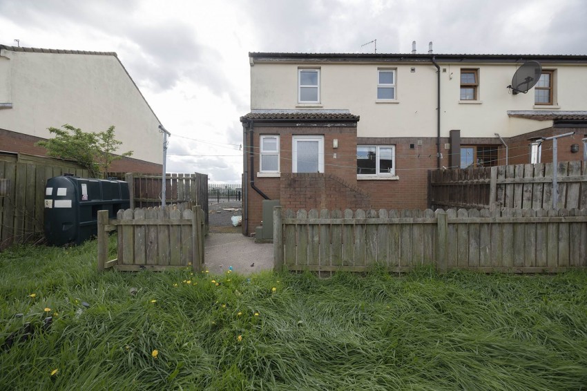 Images for 14 Lake Street, Lurgan