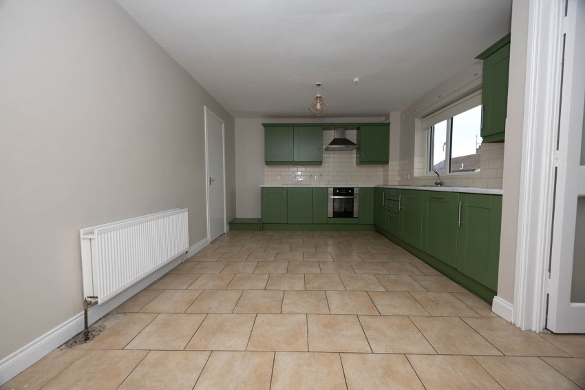 Images for 14 Lake Street, Lurgan