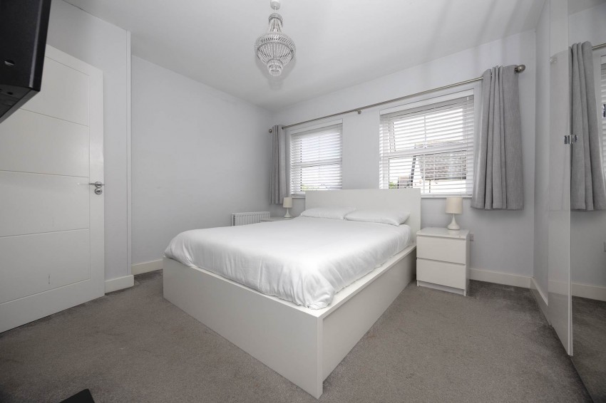 Images for 346 Belvedere Manor, Lurgan