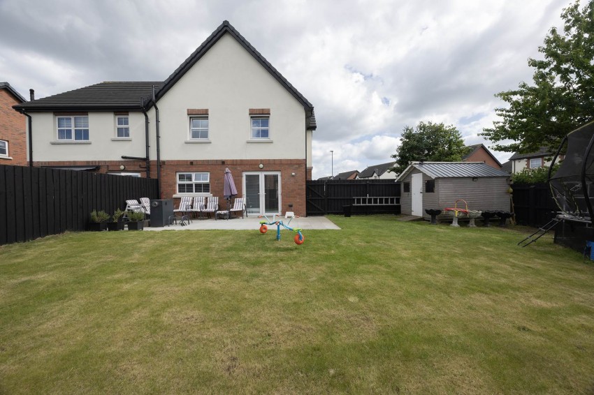 Images for 346 Belvedere Manor, Lurgan