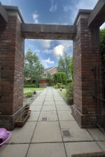 Images for 5 Woodville Mews, Lurgan