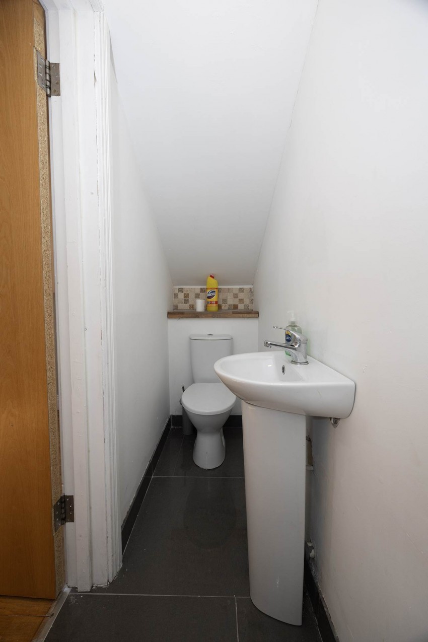 Images for 37-39 North Street, Lurgan