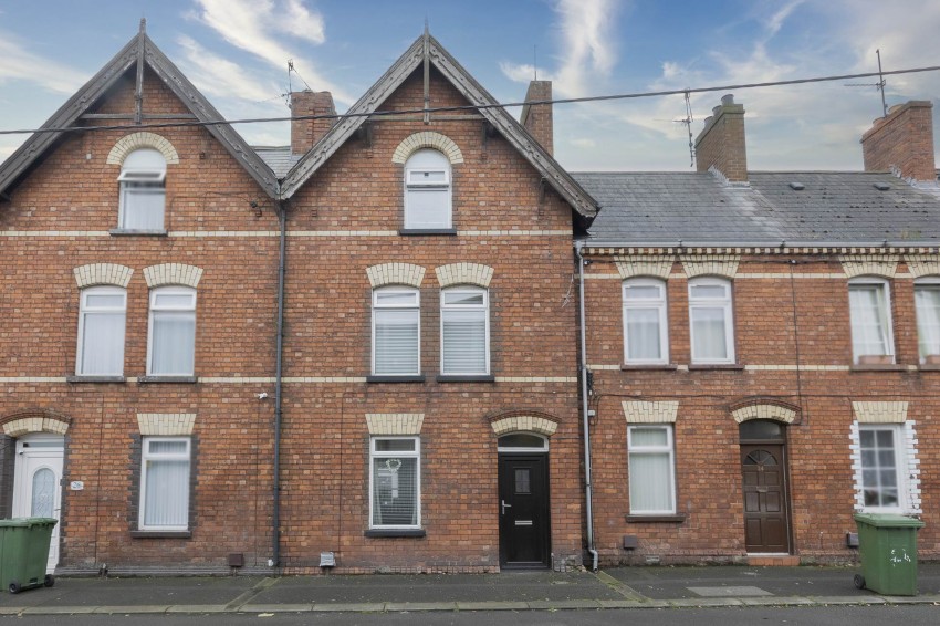 Images for 25 Brownlow Terrace, Lurgan