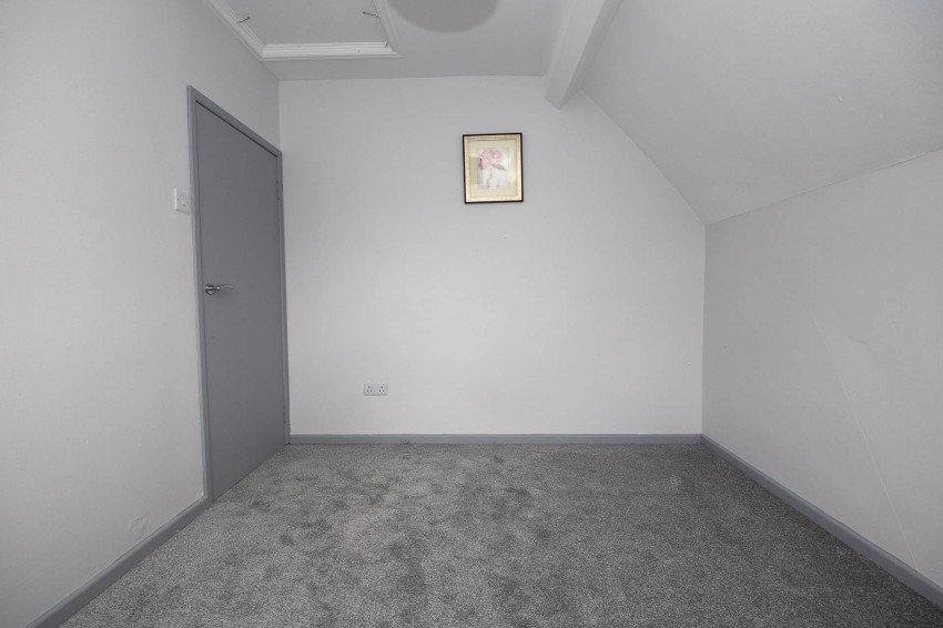 Images for 25 Brownlow Terrace, Lurgan