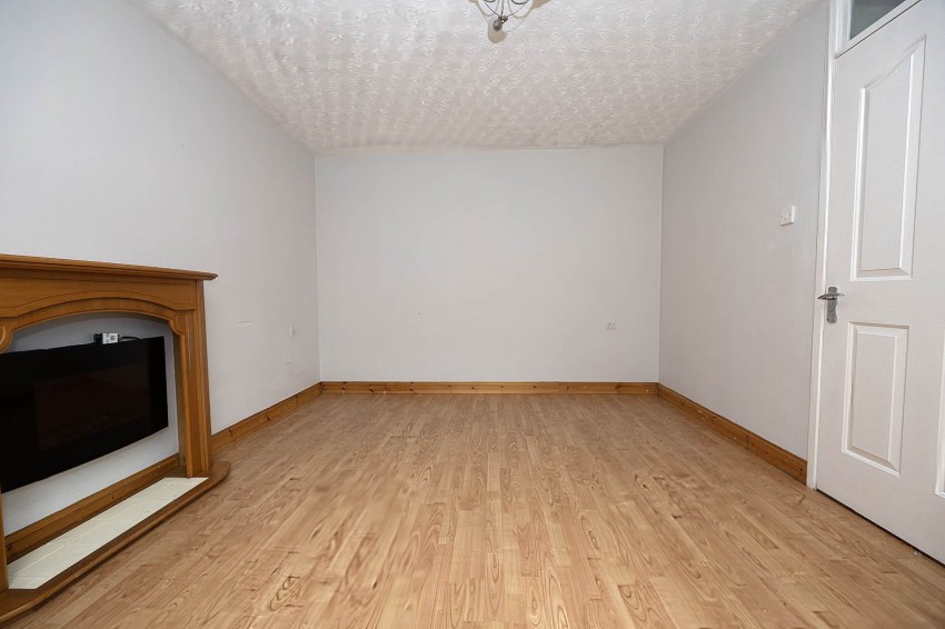 Images for 403 Garrymore, Craigavon