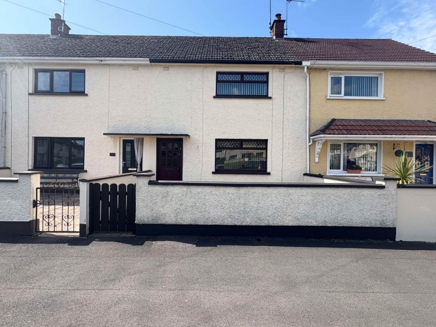 Images for 49 Silverwood Drive, Lurgan