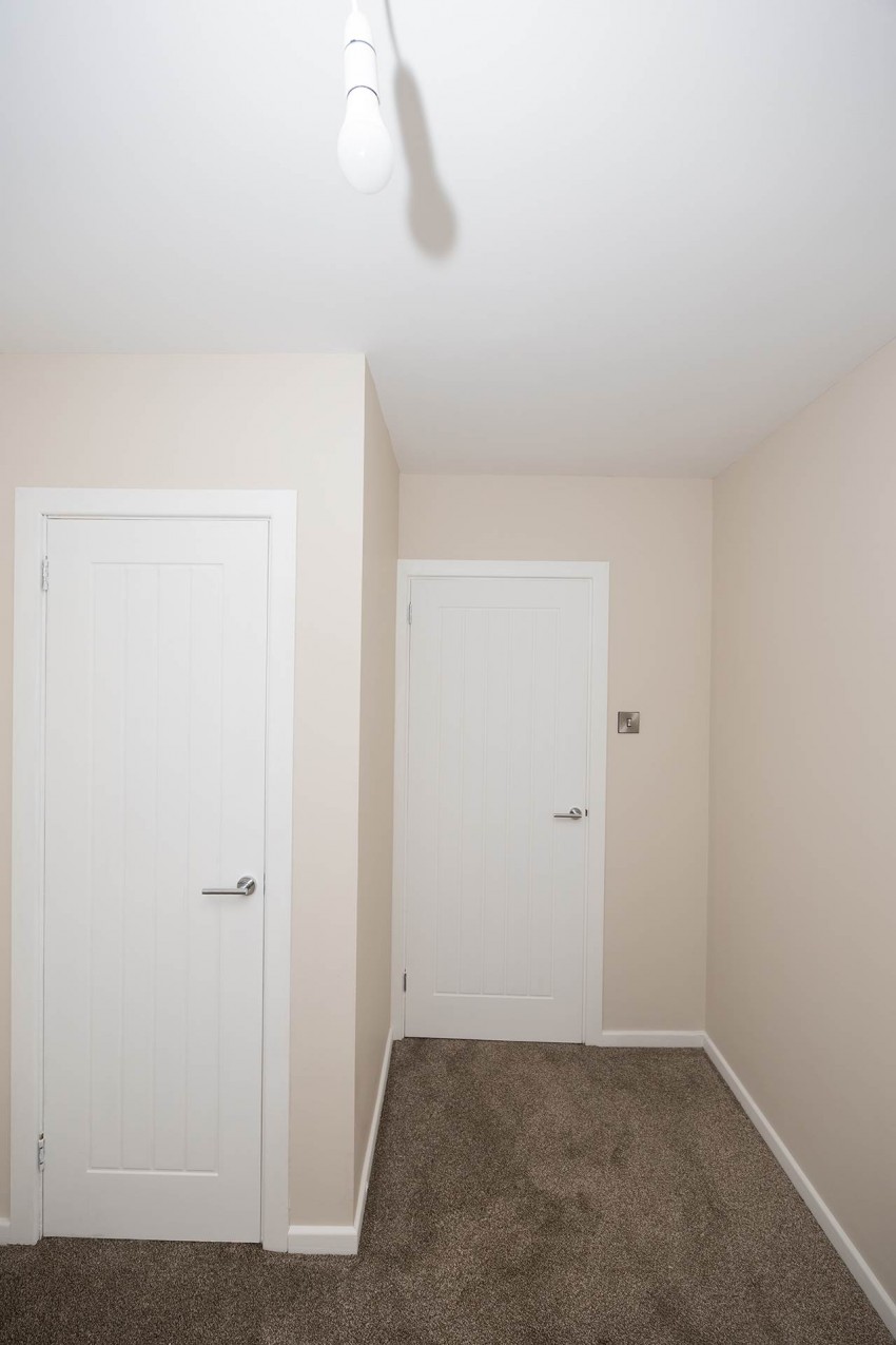 Images for 141 Hill Street, Lurgan