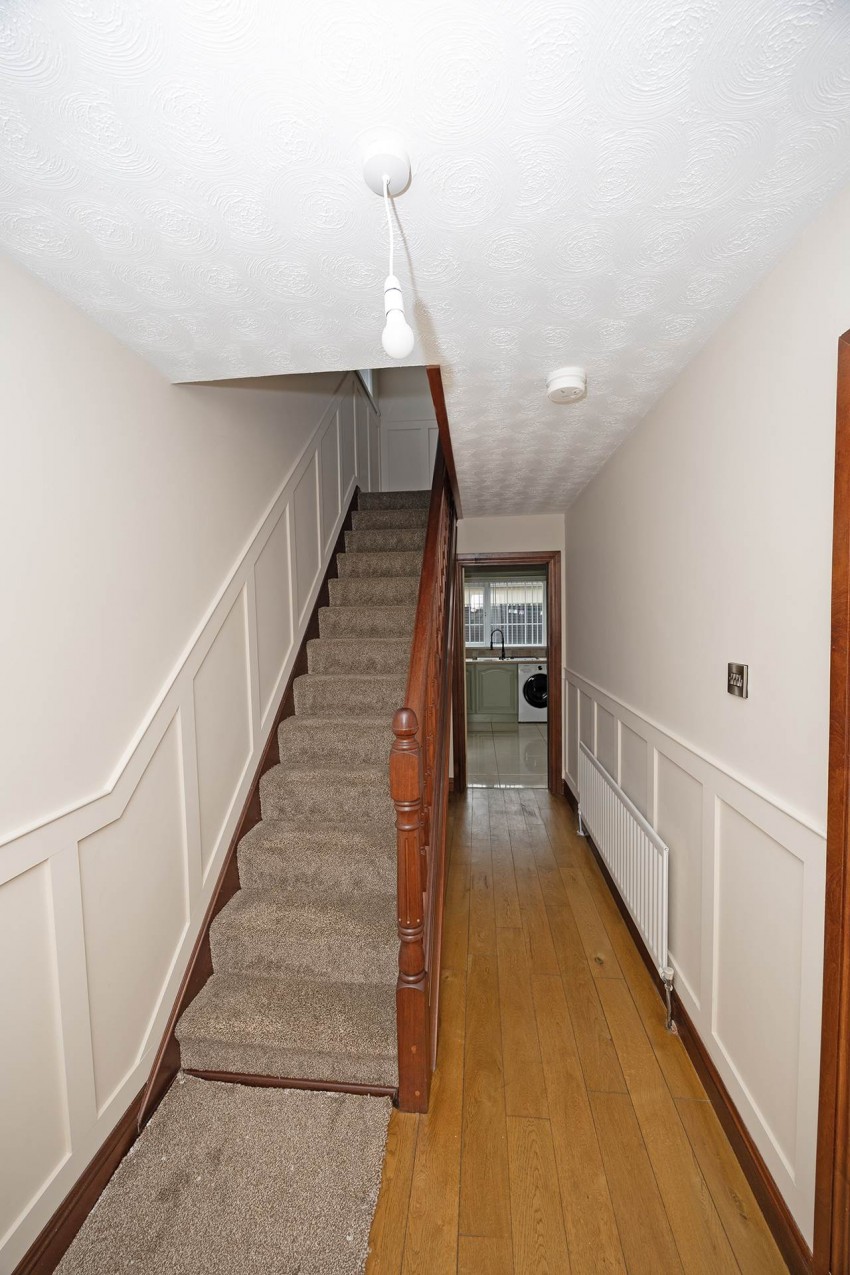 Images for 141 Hill Street, Lurgan