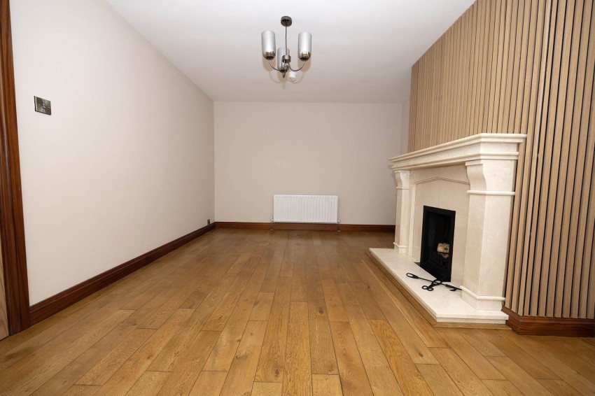 Images for 141 Hill Street, Lurgan