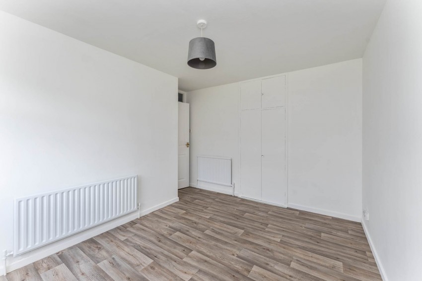Images for 26 Richmount Gardens, Lurgan