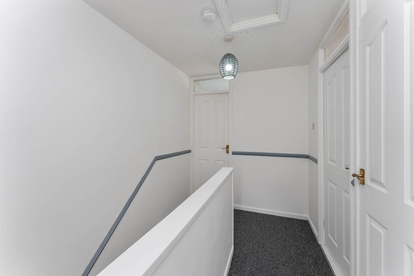 Images for 26 Richmount Gardens, Lurgan