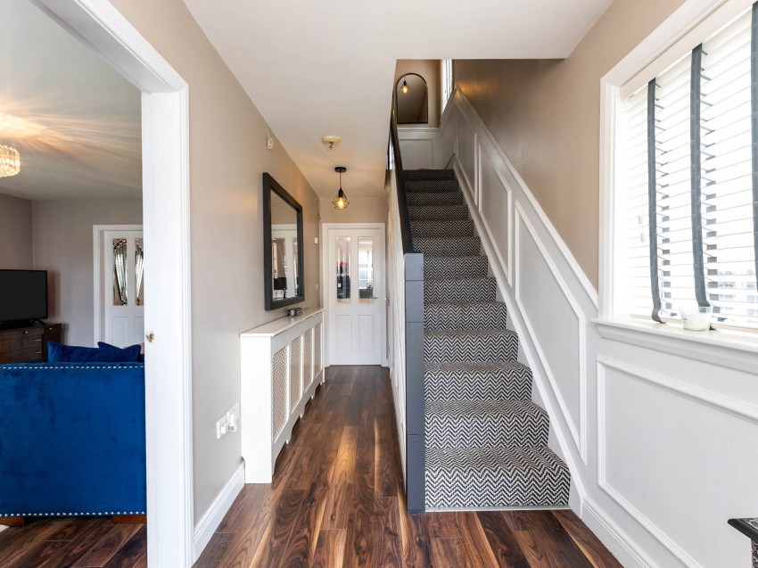 Images for 84 River Glade Manor, Lurgan