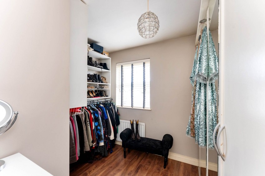 Images for 84 River Glade Manor, Lurgan