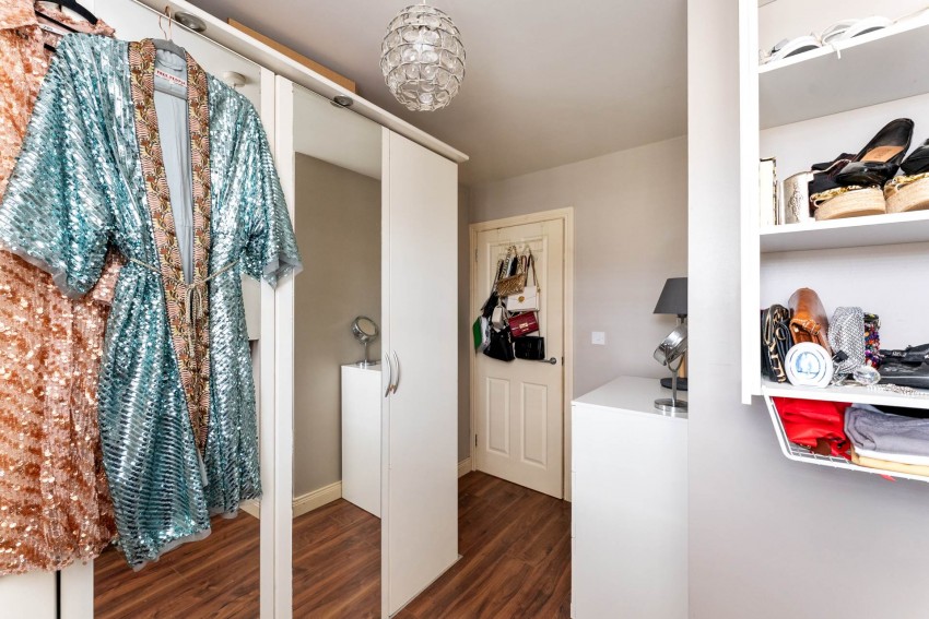 Images for 84 River Glade Manor, Lurgan
