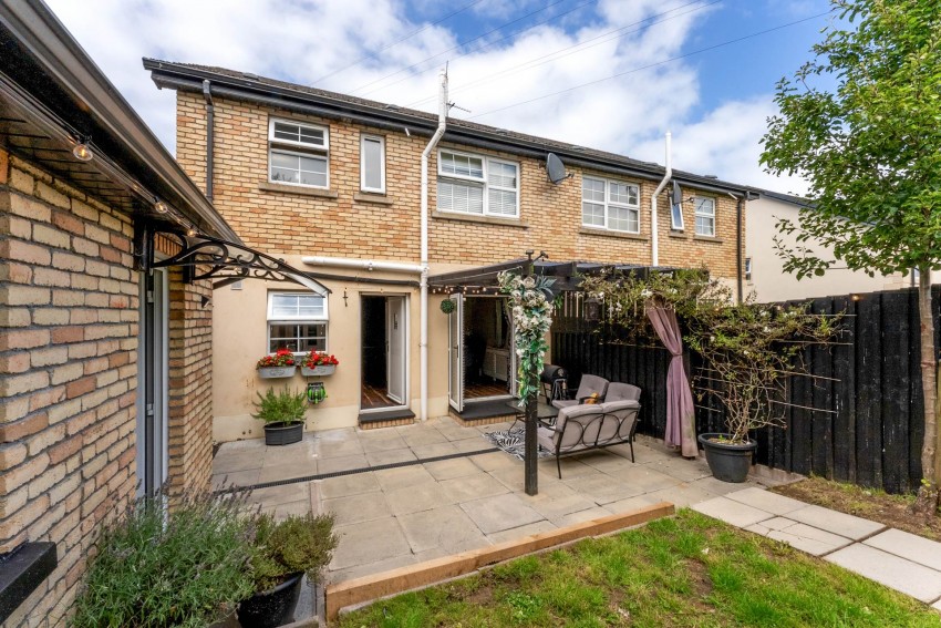 Images for 84 River Glade Manor, Lurgan