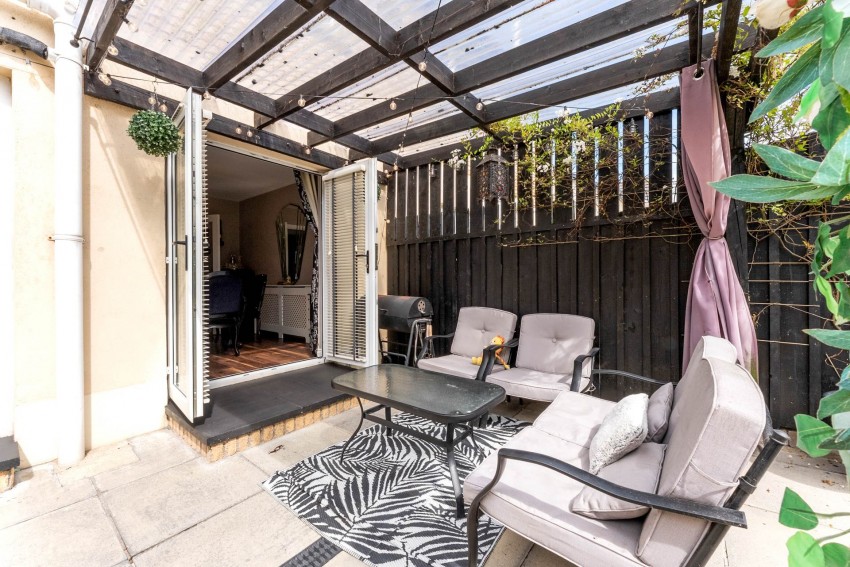 Images for 84 River Glade Manor, Lurgan