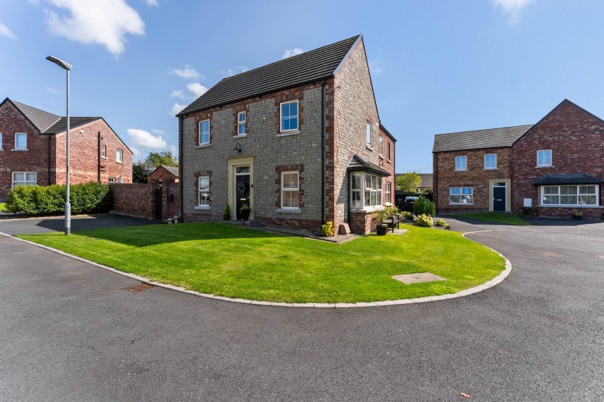 Images for 19 Moyraverty Close, Craigavon