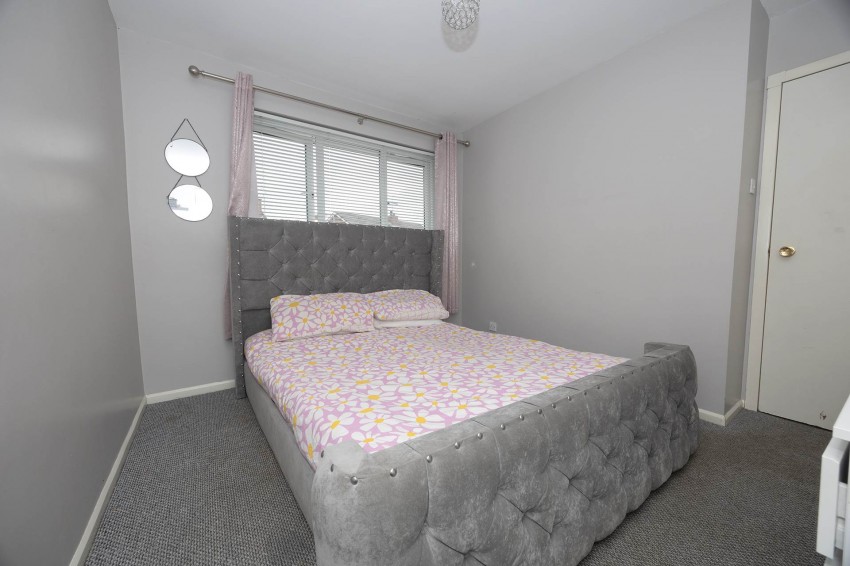 Images for 68 Lakeview Park, Craigavon