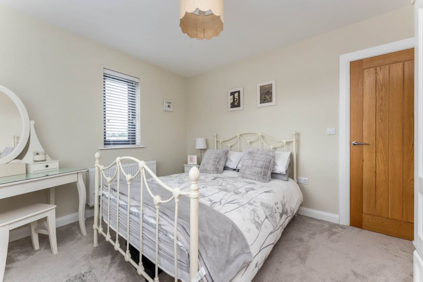 Images for 17 Bloomvale Meadow, Bleary