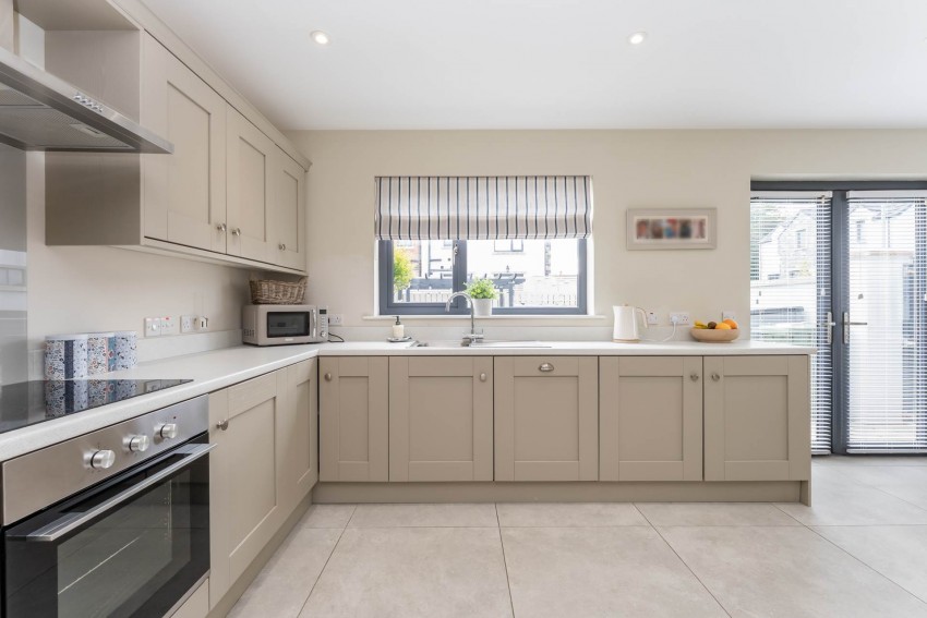 Images for 17 Bloomvale Meadow, Bleary