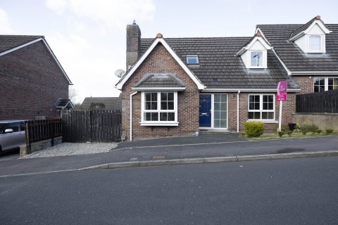 View Full Details for 19 Hillcrest Manor, Craigavon