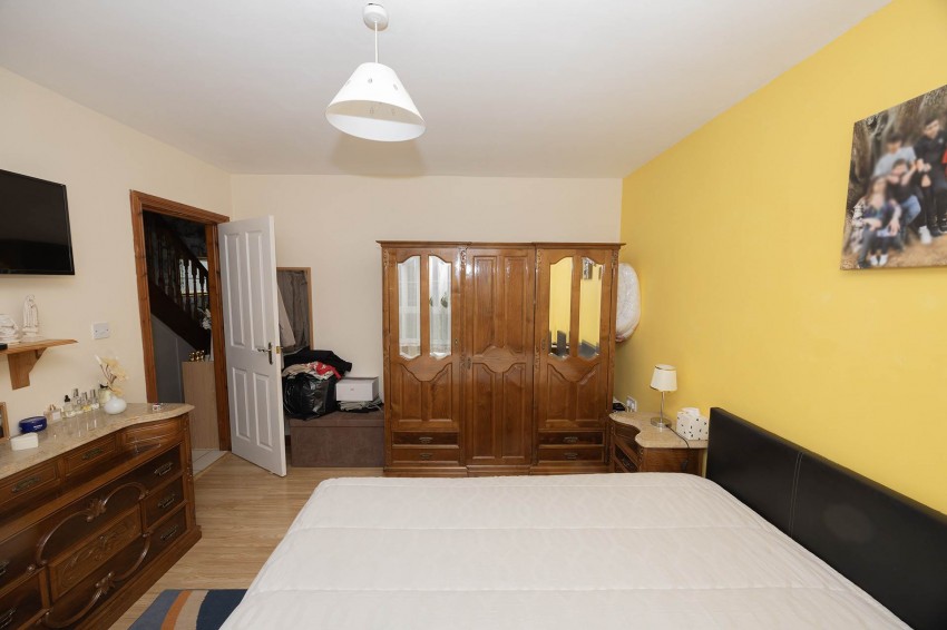 Images for 19 Hillcrest Manor, Craigavon