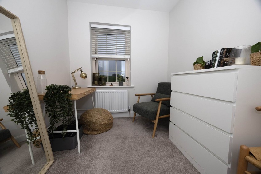 Images for 23 Tarrywood, Lurgan